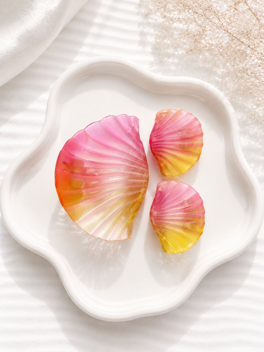 Scallop Shell Claw Clip Set (Set of 3)