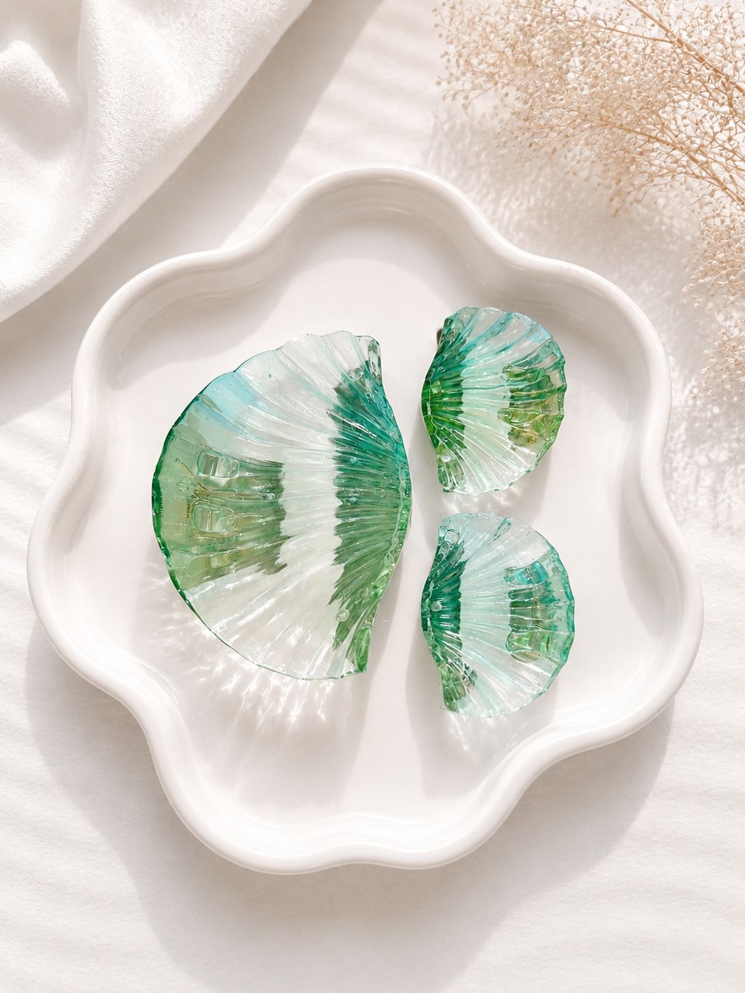 Scallop Shell Claw Clip Set (Set of 3)