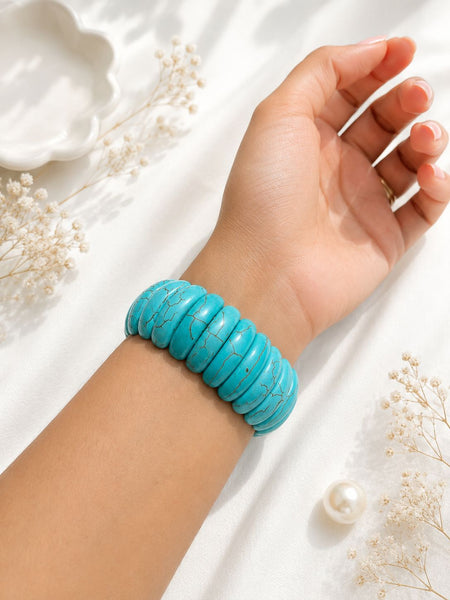 Wavy Disc Turquoise Stone Bracelet