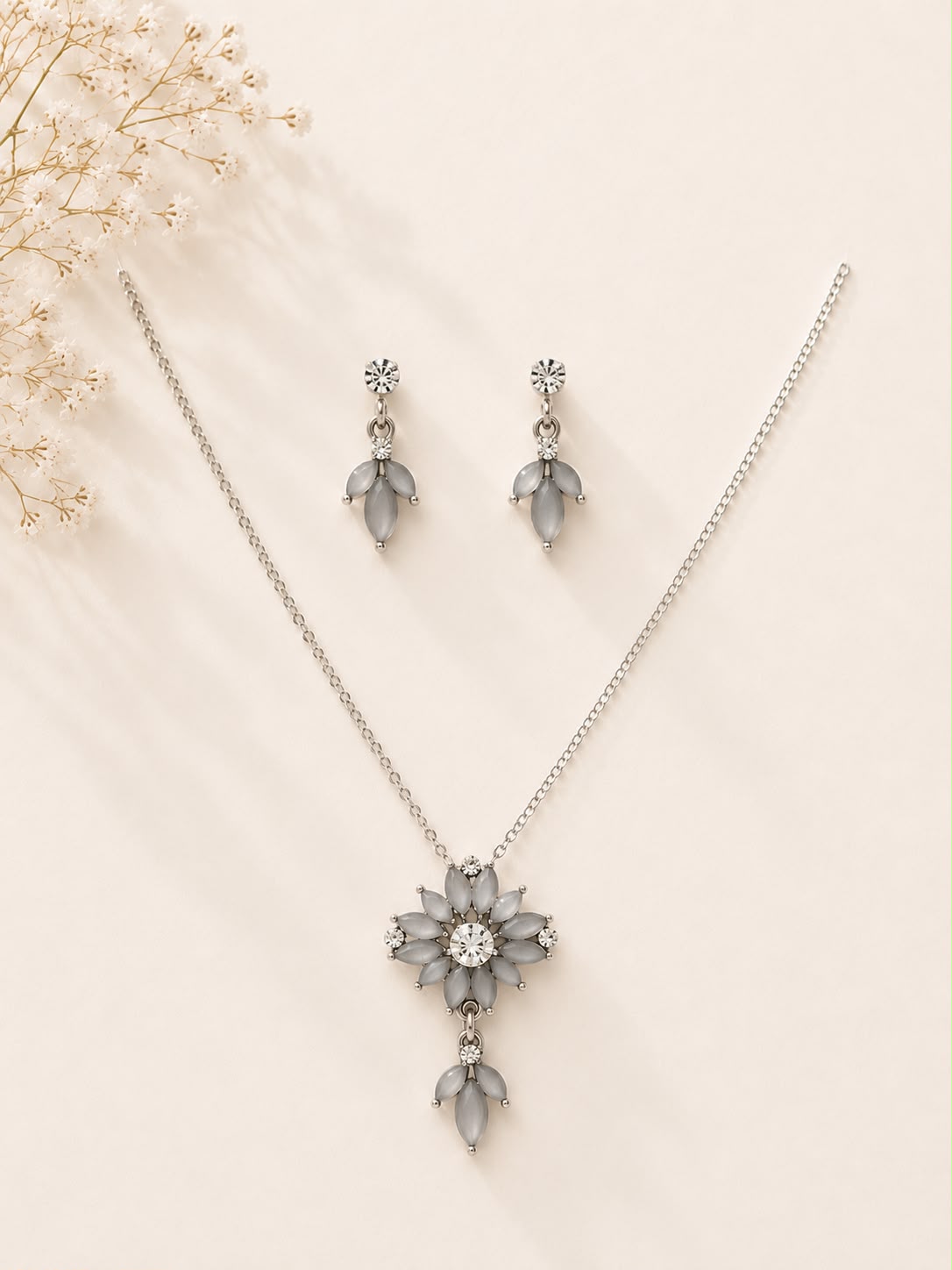 Starburst Petal Jewellery & Pendant Set - Silver