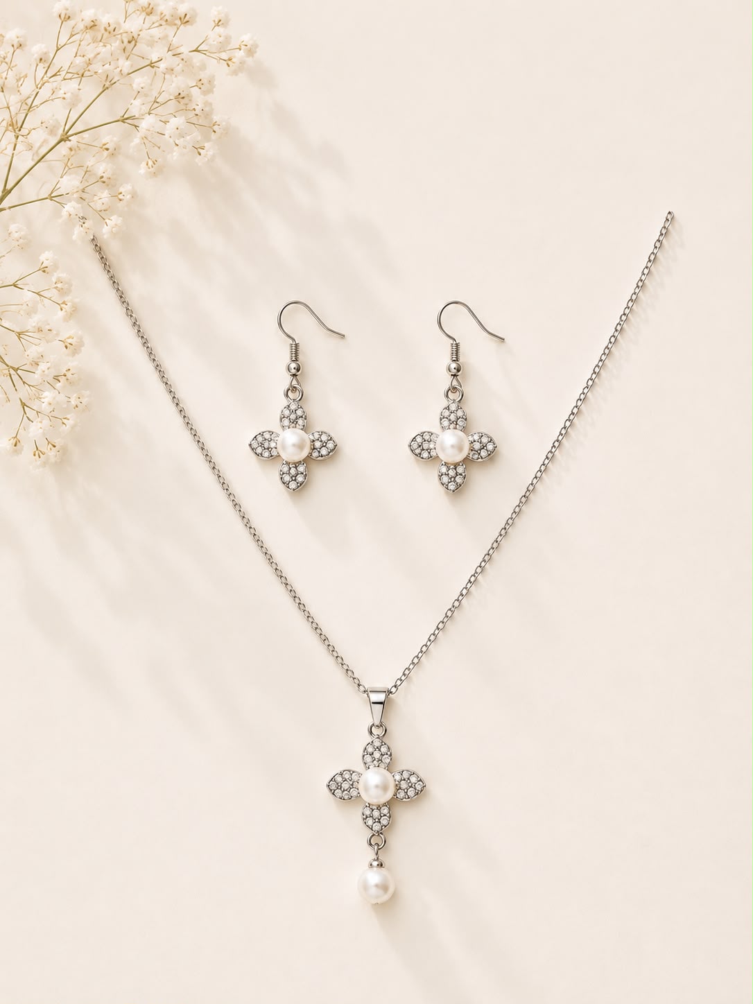 Pearl Clover Jewellery & Pendant Set - Silver