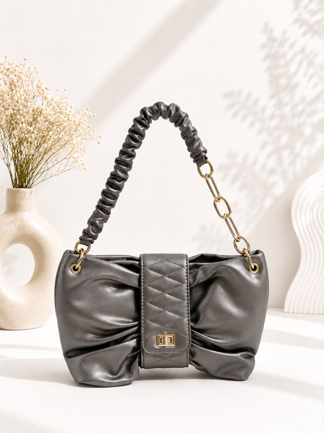 Bow Chain Bag