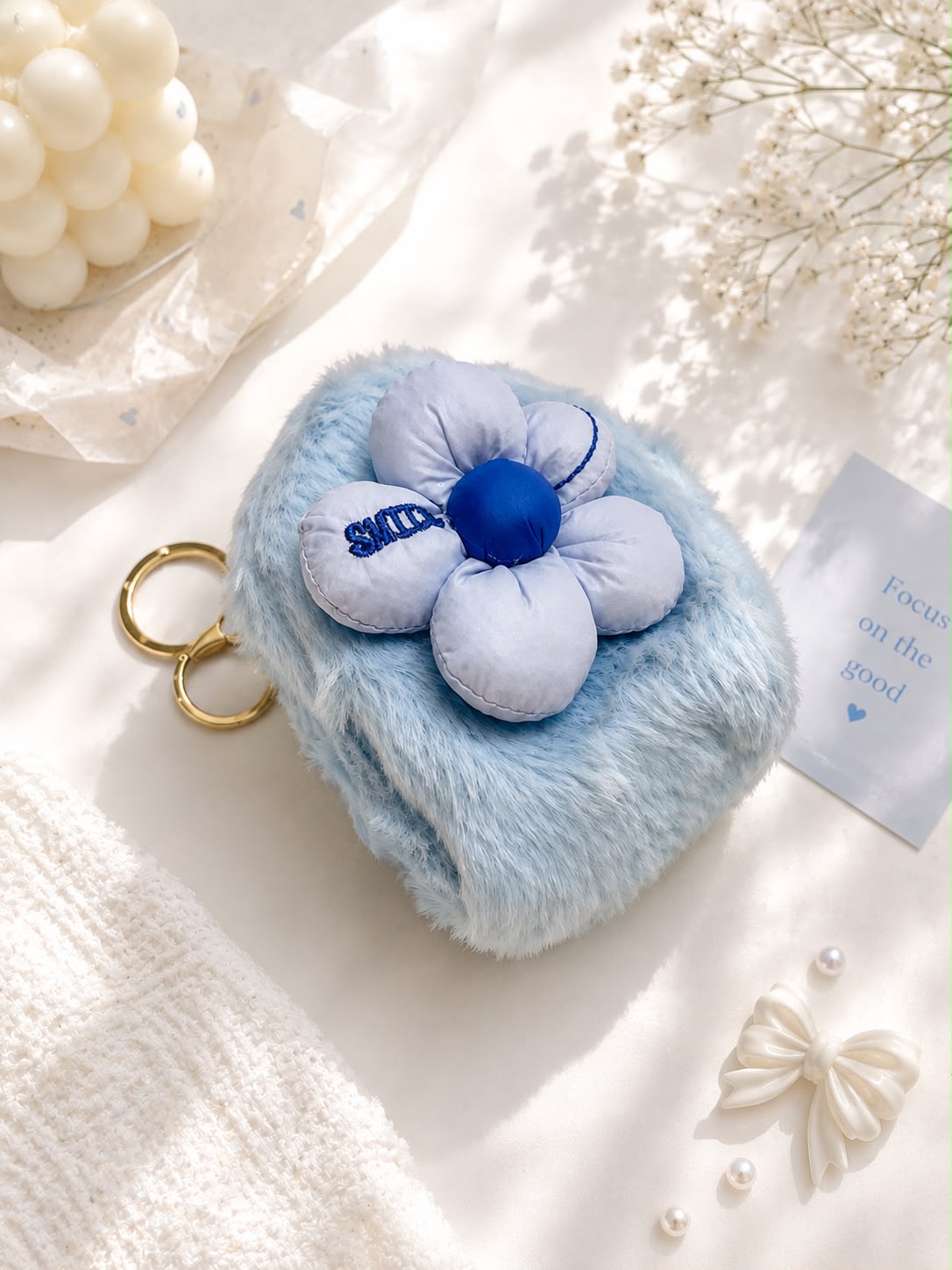 Fluffy Flower Coin Pouch - Sky Blue