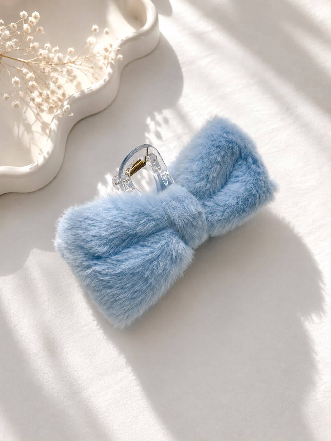 Decus Fluffy Bow Claw Clip - Lavender