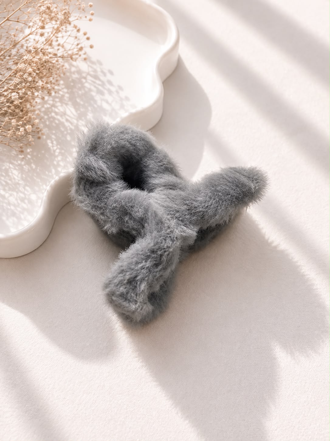 Decus Fluffy Bow Scrunchie - Sage Green